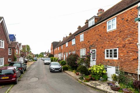 3 Barrack Square, Winchelsea, TN36 4EG