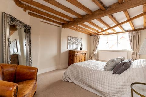 3 Barrack Square, Winchelsea, TN36 4EG