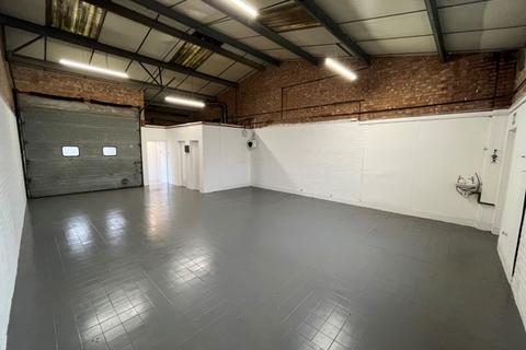 Industrial unit to rent, 3 Wheatear Industrial Estate, Perry Road, Witham, Essex, CM8