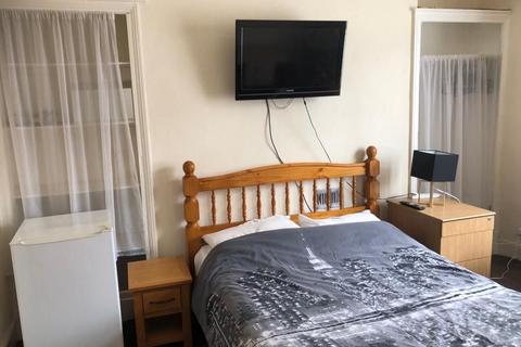 1 bedroom in a house share to rent, Saxby Street, Leicester