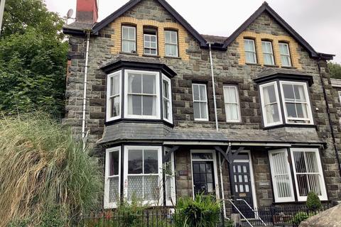 4 bedroom semi-detached house for sale, Bryn Teifi, King Edward Street, Barmouth, LL42 1PE