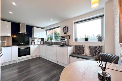 6 Eagles, Faringdon, SN7 7DT