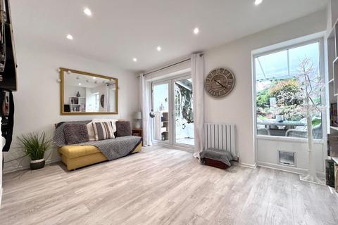6 Eagles, Faringdon, SN7 7DT