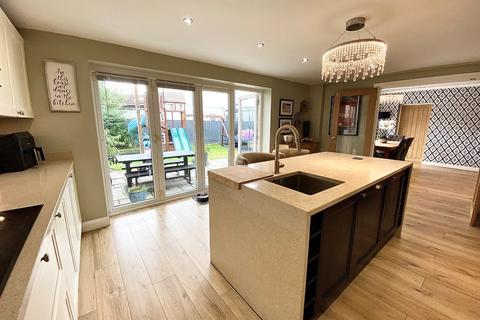 56 Church Road, Formby, Liverpool, L37 3NG