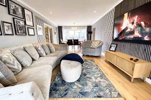 56 Church Road, Formby, Liverpool, L37 3NG