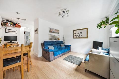 1 bedroom flat for sale, Keats Close, Bermondsey, SE1