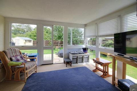 5 Armstrong Drive, Dereham, NR19 2EZ