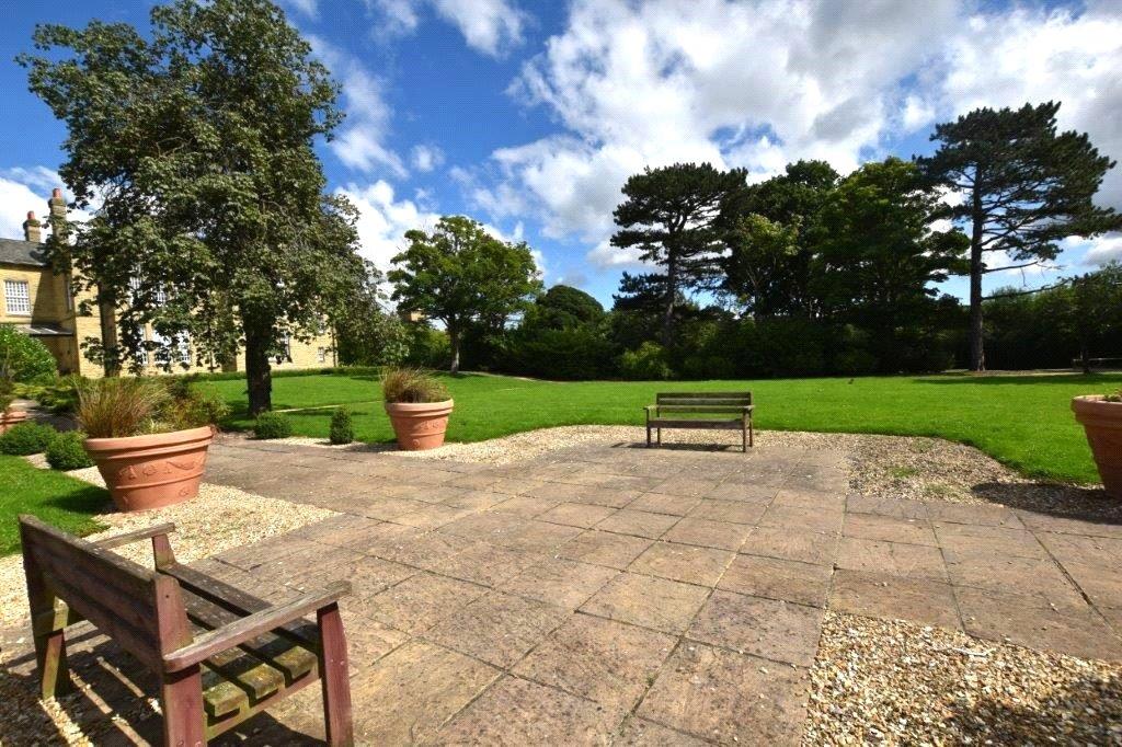 Private Gardens