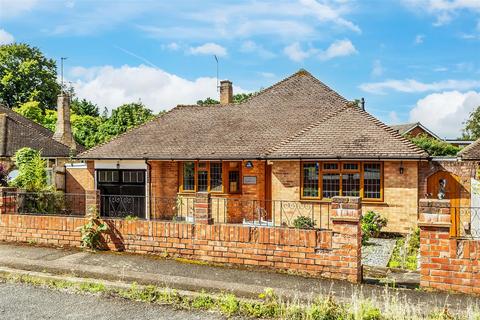 2 bedroom detached bungalow for sale, DAYMERSLEA RIDGE, LEATHERHEAD, KT22