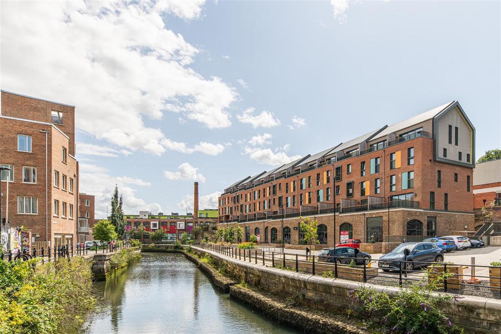 Ouse Street, Ouseburn, Newcastle Upon Tyne 3 bed penthouse for sale £