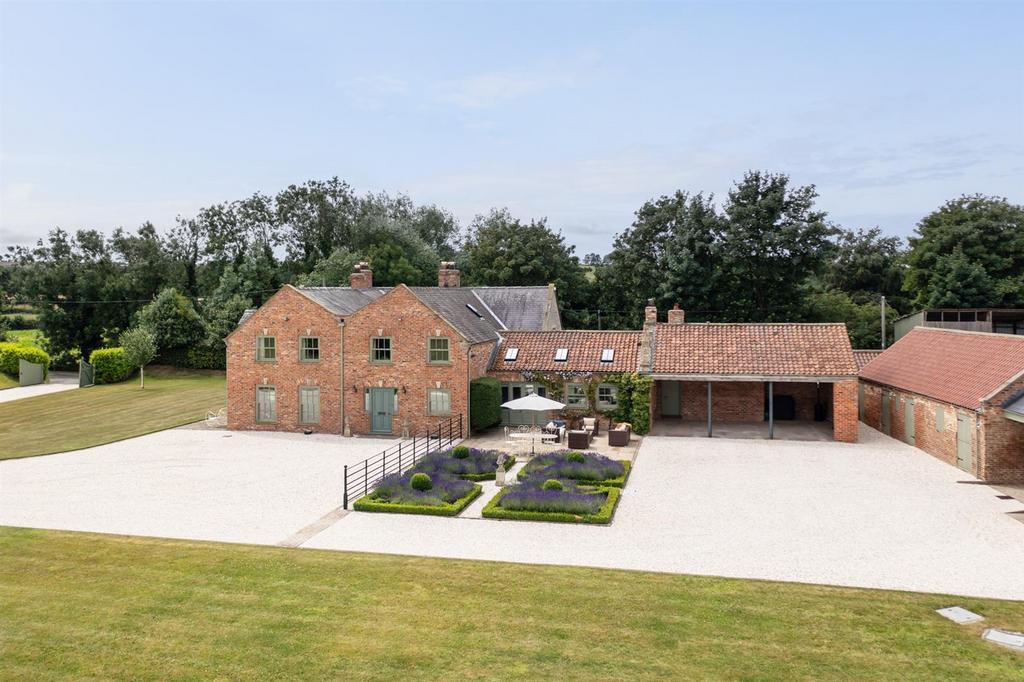 Walnut Tree Farm, Thorpe Bassett, Malton 7 bed house for sale £2,500,000