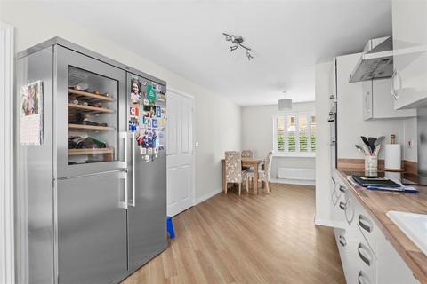 18 Badsey Fields Lane, Badsey, Evesham, WR11 7EX