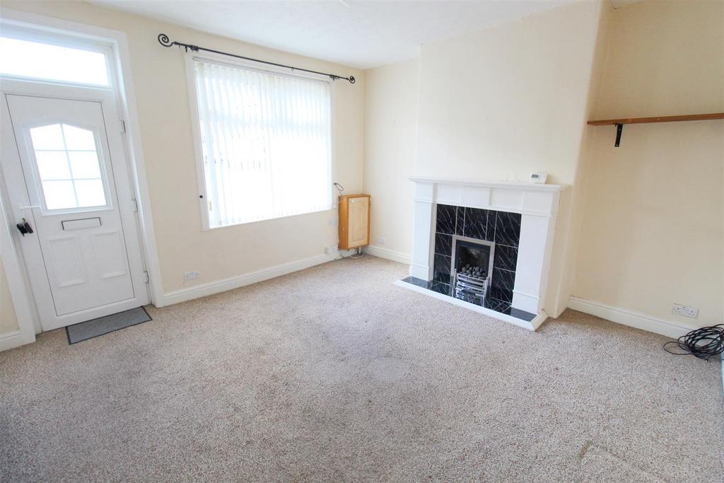 Darton Lane, Mapplewell, Barnsley, S75 6AH 2 bed terraced house to rent