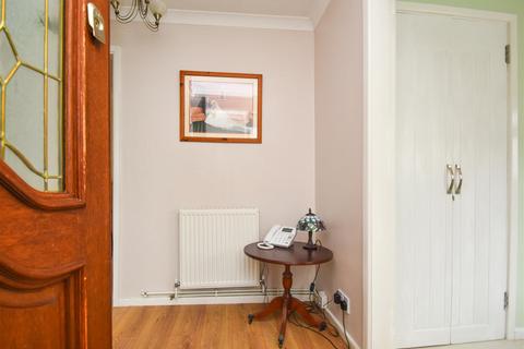 68 Clee View Road, Wombourne, Wolverhampton, WV5 0BD