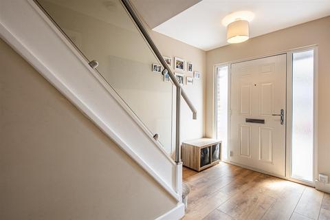 53 Rowan Tree Dell, Sheffield, S17 4FL