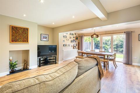 53 Rowan Tree Dell, Sheffield, S17 4FL