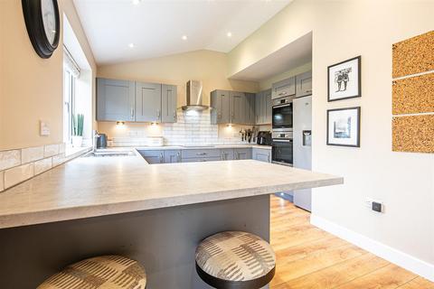 53 Rowan Tree Dell, Sheffield, S17 4FL