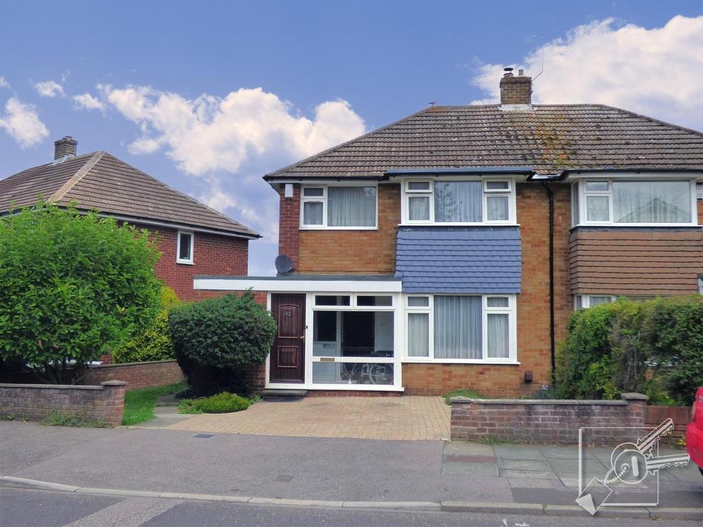 St Francis Avenue, Gravesend 3 bed house for sale £375,000