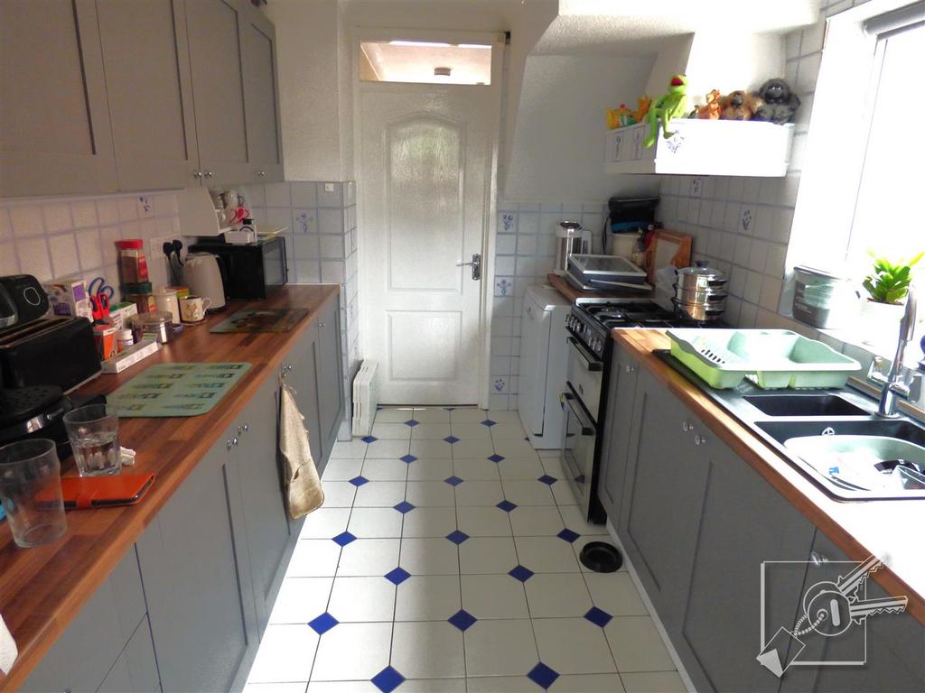 St Francis Avenue, Gravesend 3 bed house £375,000