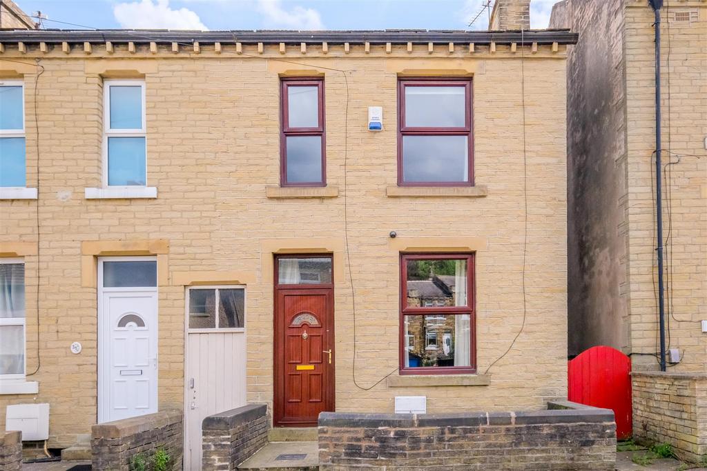 James Street, Brighouse 2 bed end of terrace house for sale £155,000