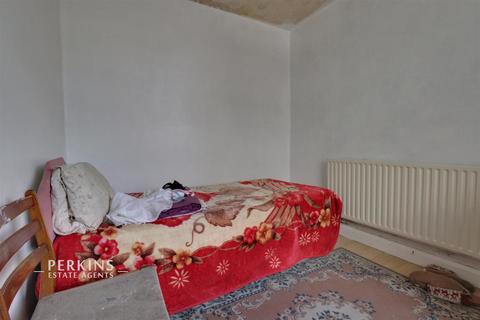 2 bedroom maisonette for sale, Greenford, UB6