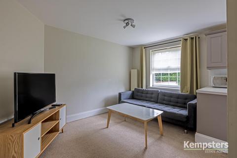 3 Carew Close, Chafford Hundred, Grays, RM16 6RZ