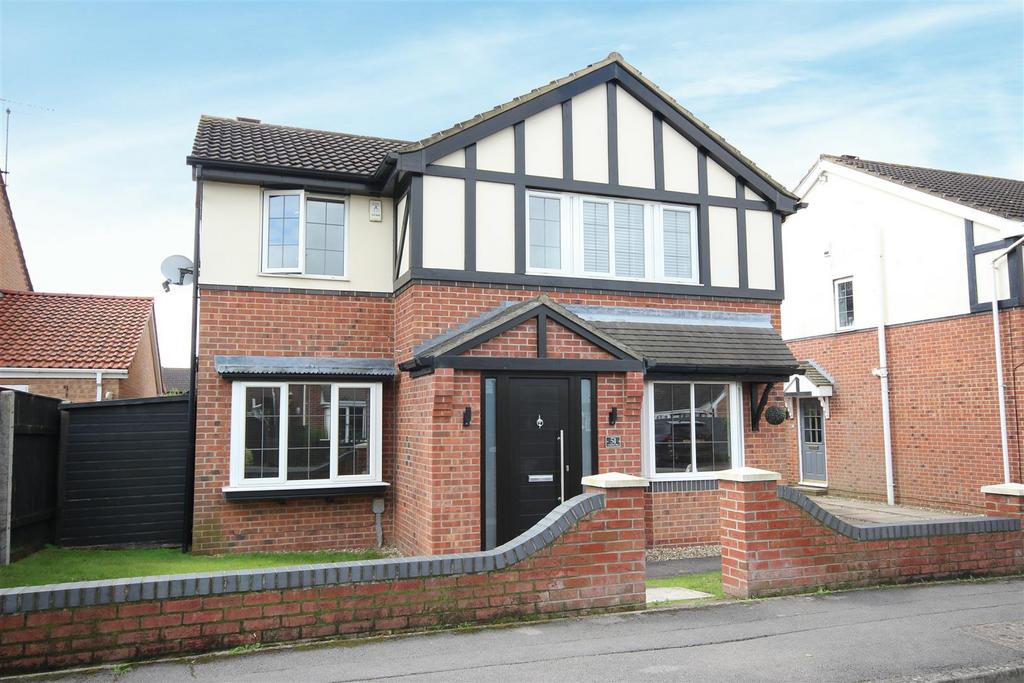 Centurion Way, Brough 4 bed detached house £349,950