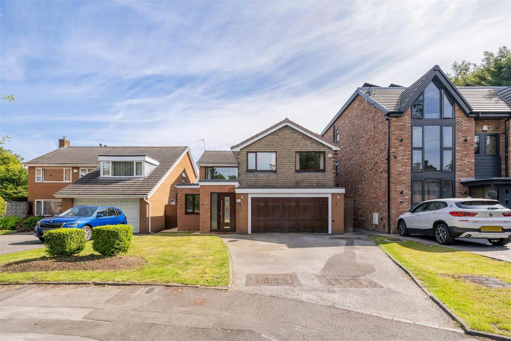 Monwood Grove, Solihull 5 bed detached house to rent £2,500 pcm (£577 pw)