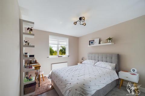 2 bedroom flat for sale - Brandon Close, Chafford Hundred, Grays