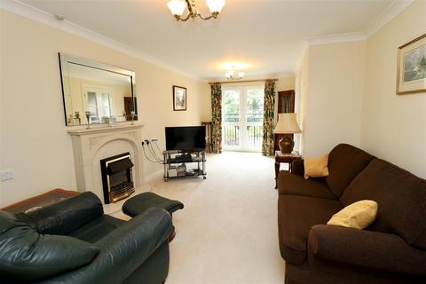 undefined, Ingle Court, Market Weighton, York