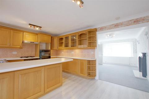 10 Beauclerk Drive, Nottingham, NG5 9BA