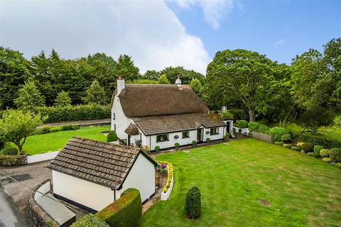 5 bedroom detached house for sale, Holsworthy Road, Hatherleigh, Okehampton