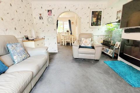 2 Cedar Crescent, Kingsbury, Tamworth, B78 2JQ