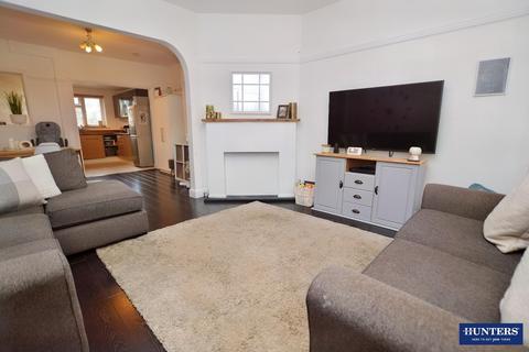 3 bedroom semi-detached house for sale, Oadby Road, Wigston
