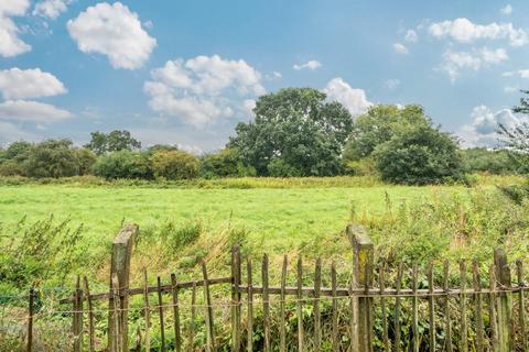 9 Scriftain Lane, Kirk Deighton, Wetherby, LS22 4DT