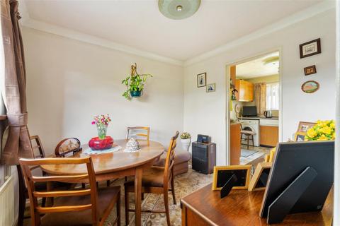 67 Broomfield, Guildford, GU2 8LH
