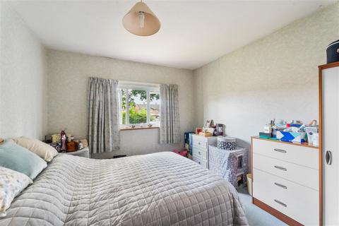 67 Broomfield, Guildford, GU2 8LH