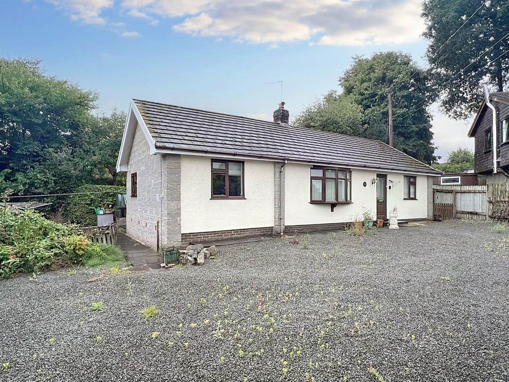 NewbridgeonWye, Llandrindod Wells, LD1 3 bed detached bungalow for