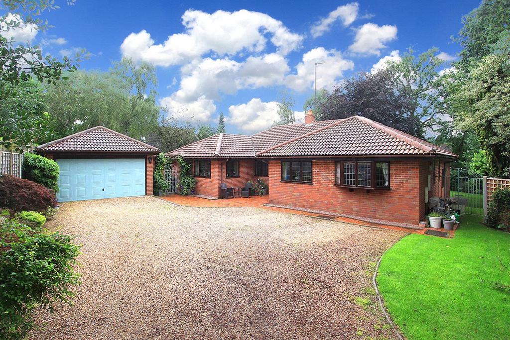 Church Hill Drive, Tettenhall, Wolverhampton 4 bed detached bungalow