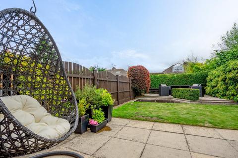 3 bedroom townhouse for sale, Cheshire Close, Rawcliffe, York
