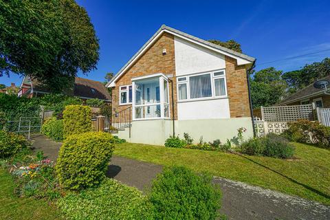 2 bedroom detached bungalow for sale, Whittingtons Way, Hastings