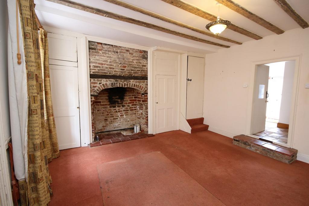 Priory Lane, King's Lynn, PE30 2 bed terraced house for sale £229,950