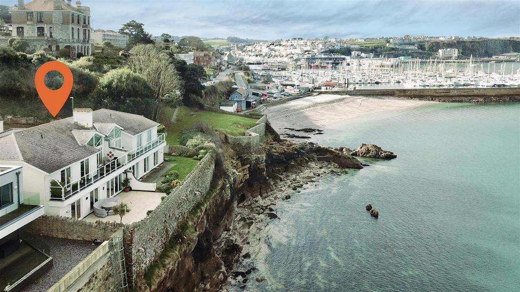 Berry Head Road, Brixham 2 bed apartment for sale £595,000