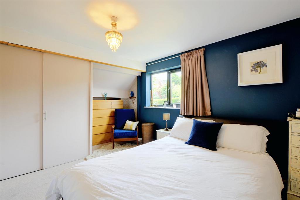 Bedroom 1 1.jpeg