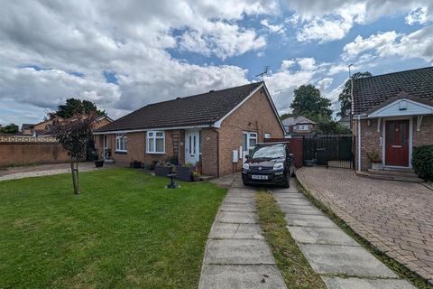 34 Amiens Close, Darlington, DL3 0UL