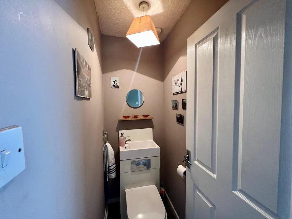 WC.jpg