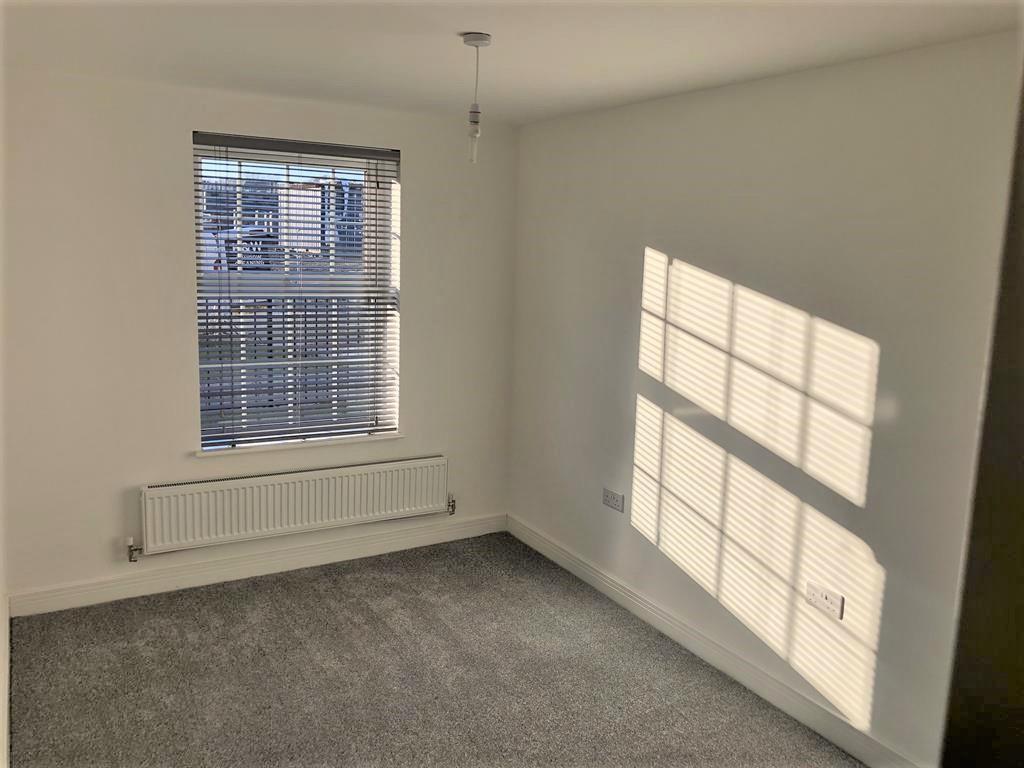 Property Image 9.jpg