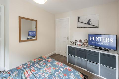 12 Delingpole Walk, Cradley Heath, B64 6DN