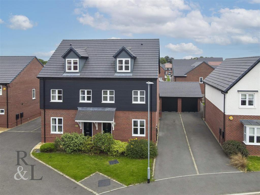 Wheatcroft Drive, Edwalton, Nottingham 3 bed semidetached house £365,000