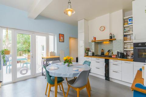 30 Beech Road, Bristol, BS7 8RP